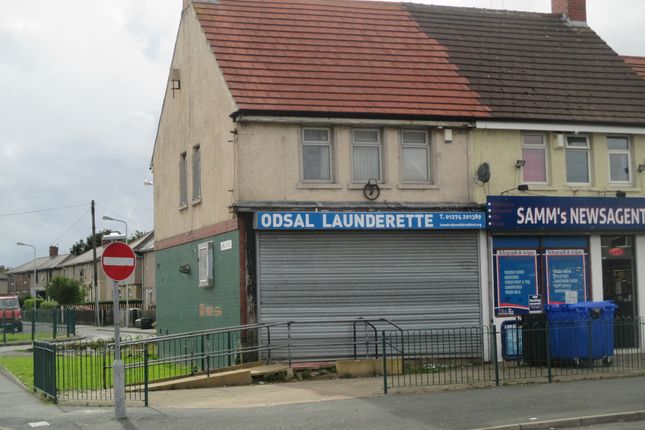 Retail premises to let in Smith Avenue, Bradford