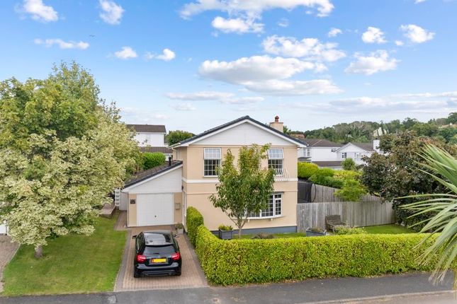 10 Larch Hill