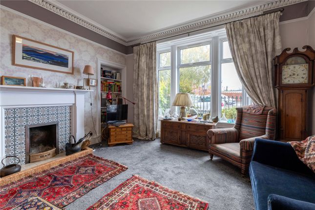 59, Priory Place, Perth and Kinross photo 4