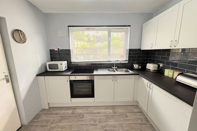 49, Cwmamman Road, Ammanford photo 3