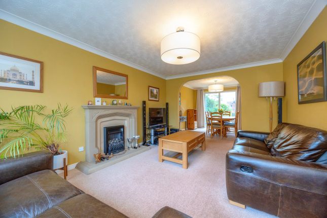 48, Round Hill, Barnsley photo 4