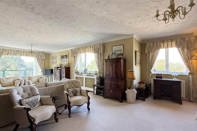 Flat 12, Heathside, 27, Avalon, Dorset photo 2