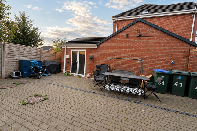 41, COVENTRY photo 4