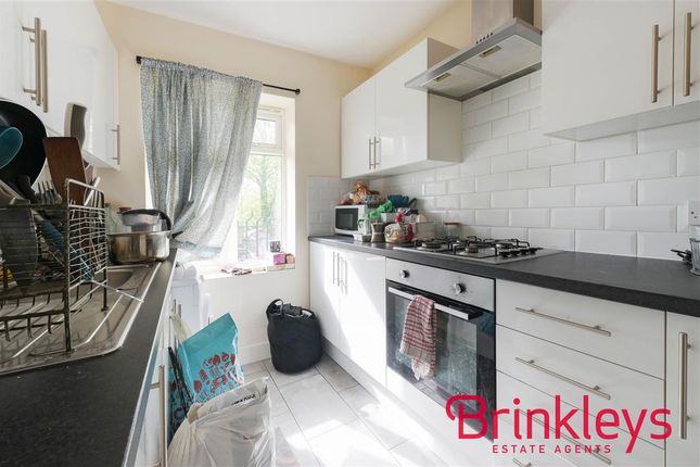 Flat to rent in Beech Court, Pitt Crescent, London