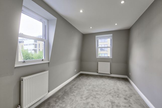 Terraced house for sale in Petergate Road, Battersea