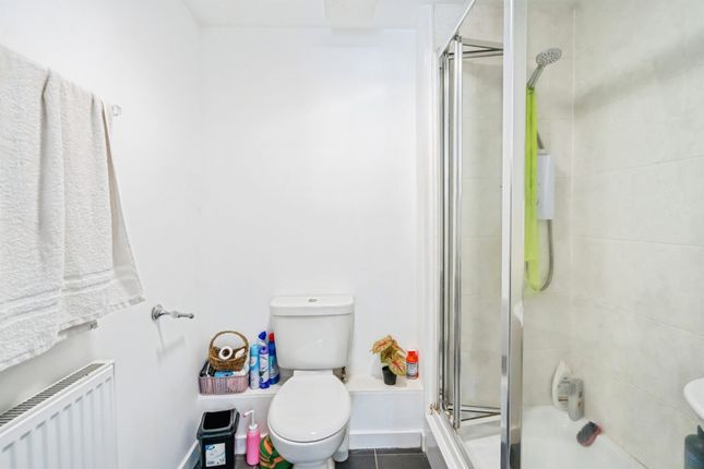 1 Hampton House, The Boulevard, CHICHESTER photo 4