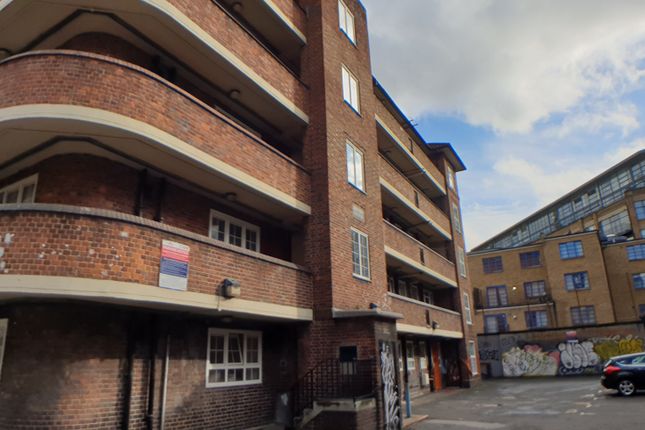 Wheeler House, Quaker Street, London photo 2