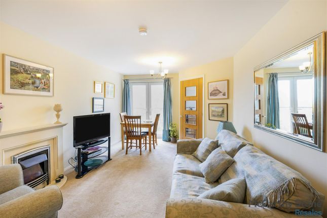 21 Blossom Court, Rufford Avenue, Leeds photo 2