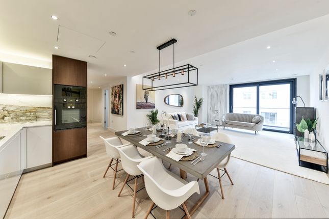 Flat for sale in Harbour Avenue, London SW10