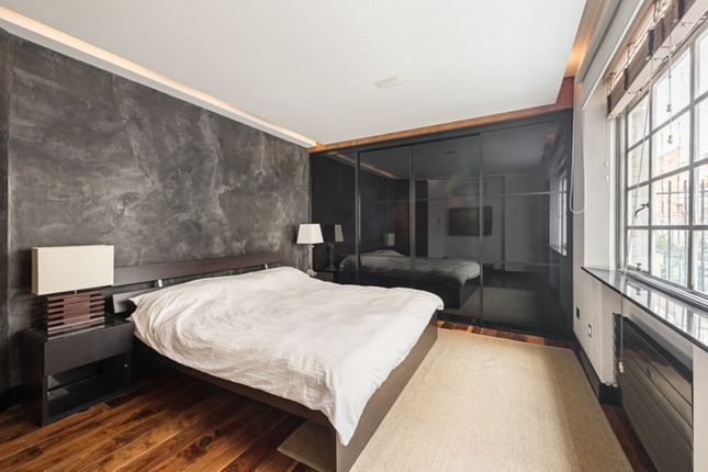 Flat Flat 20, 50, Sloane Street, London photo 3