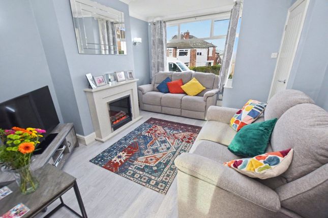 105, Kirkdale Crescent, West Yorkshire photo 2