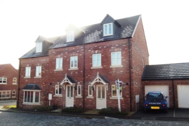 Thumbnail Town house to rent in Levertons Place, Hucknall, Nottingham