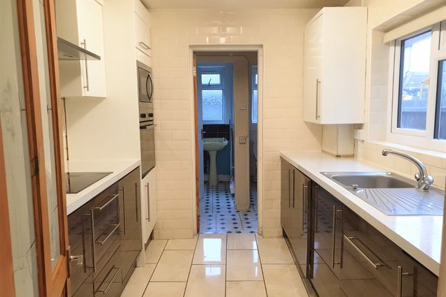 Thumbnail Terraced house to rent in Humberstone Road, Newham