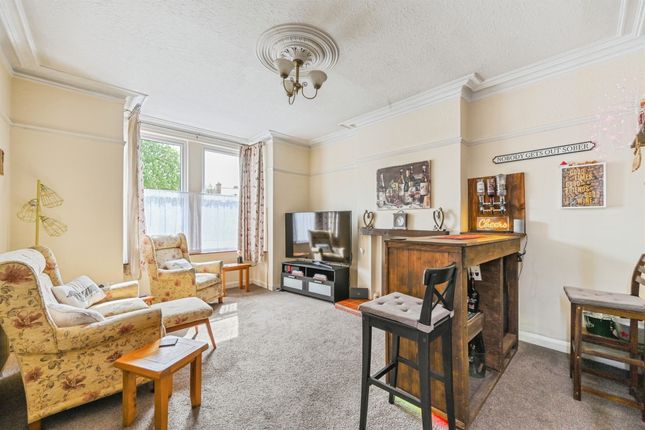 141, Victoria Avenue, Derby photo 3