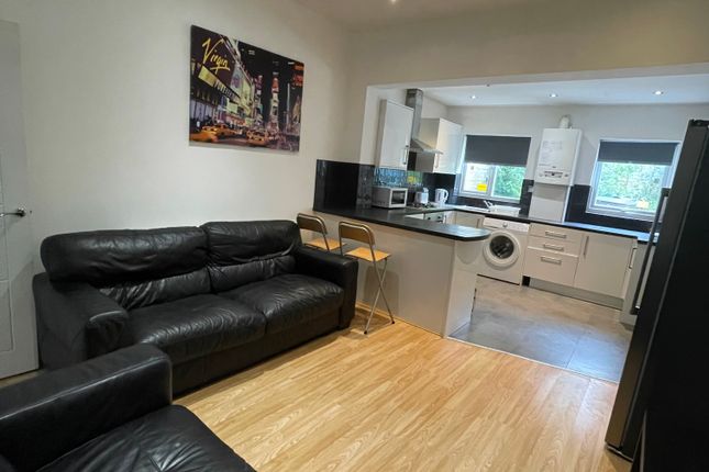 Thumbnail Room to rent in Alderson Road, Sheffield