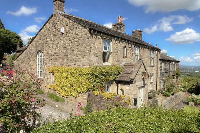 14 Ryecroft, Bingley photo 2