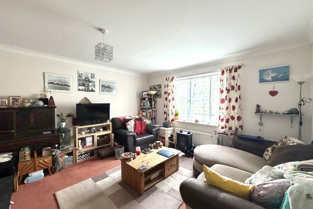 71 Wheathill Way, Milborne Port, Sherborne photo 2
