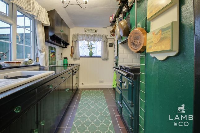 88, Colchester Road, Clacton-On-Sea photo 3