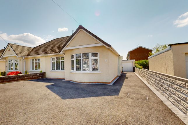 Thumbnail Bungalow to rent in Heol Hendre, Cardiff