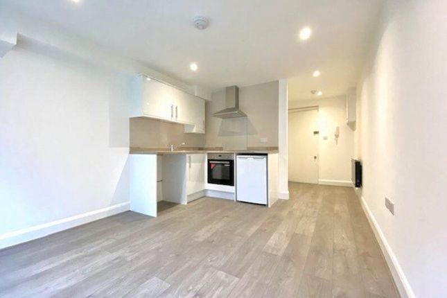 Thumbnail Property to rent in New Cross Road, London