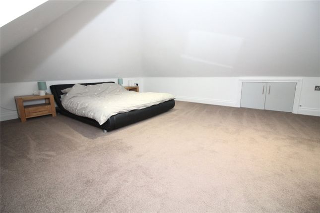 Flat to rent in The Heath, East Malling, West Malling, Kent