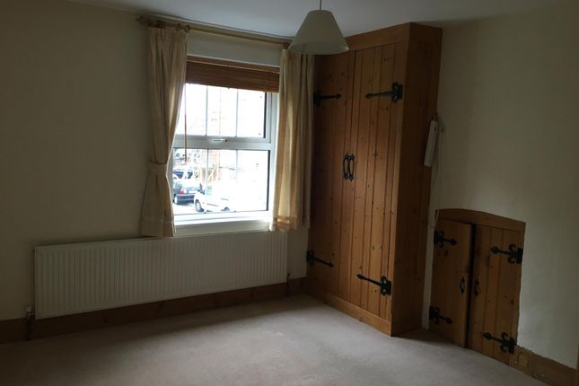 26, George Street, Chesham photo 4