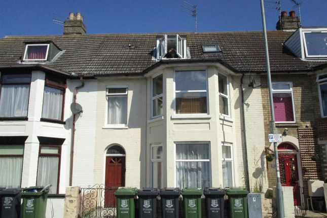 Flat to rent in St Georges Road, Great Yarmouth