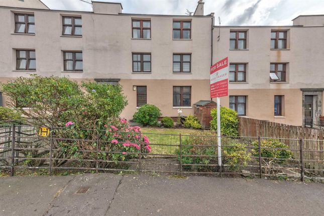Gr 17 Caird Avenue Dundee-11.Jpg