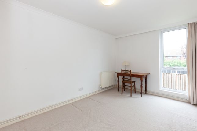Flat to rent in St. Peters Road, Oxford