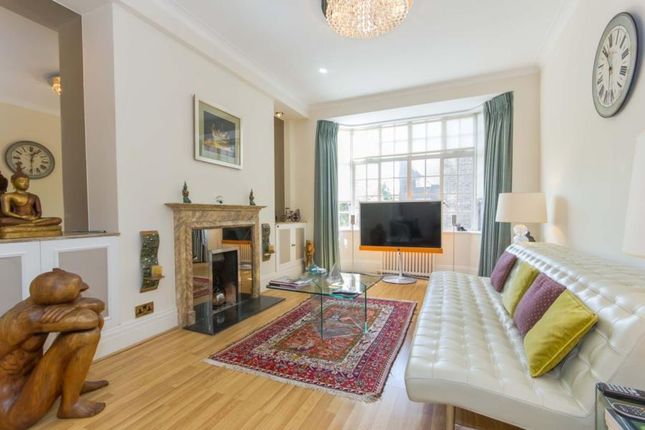 Thumbnail Flat to rent in St Mary Abbot's Court, Warwick Gardens