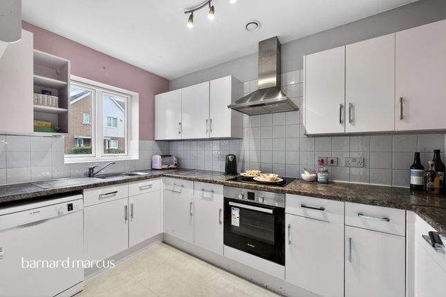 98, Parkview Way, Epsom photo 4