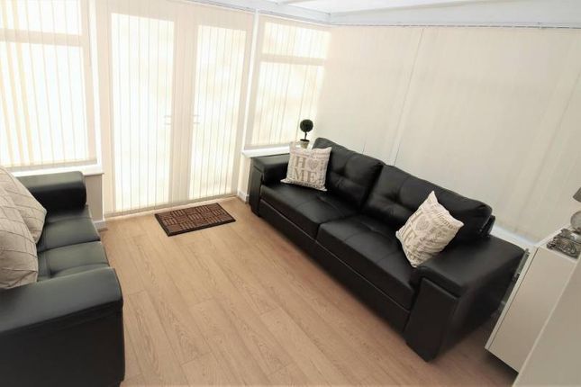 Room to rent in Roberts Road, Balby, Doncaster