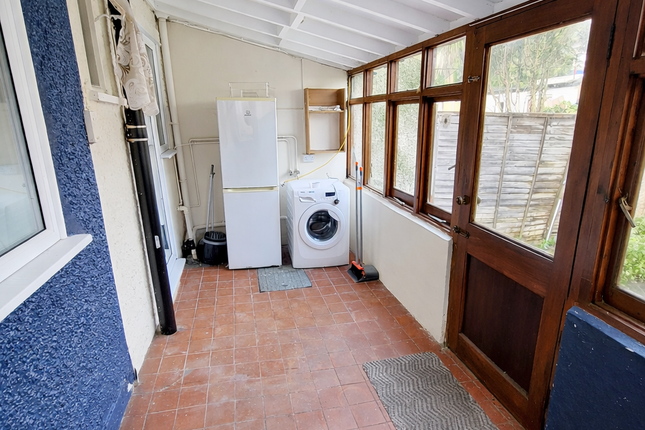 21, Sussex Road, East Ham photo 4