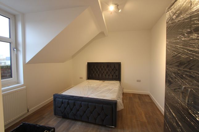 Duplex to rent in Rye Lane, Peckham