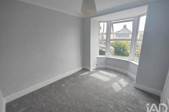 9, Agar Road, Redruth photo 4