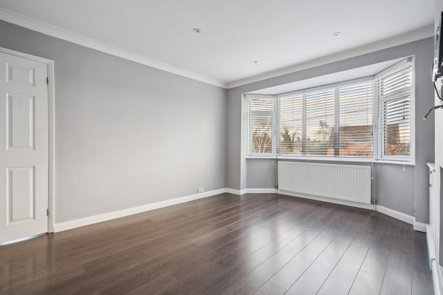 2, Swallow Street, Iver Heath photo 4