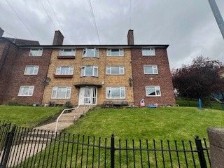 Thumbnail Flat to rent in Carr Street, Birstall, Batley, West Yorkshire