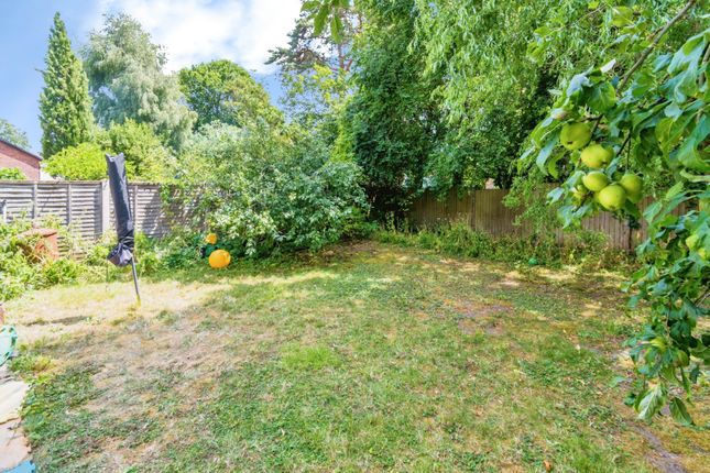 32, The Meadows, Hampshire photo 4