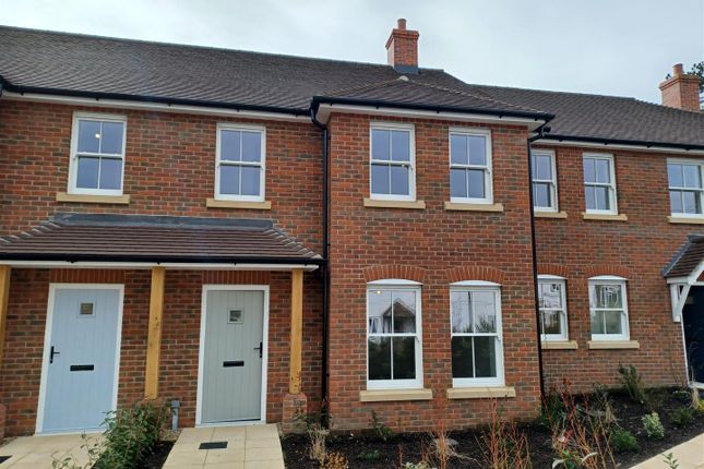 Thumbnail Terraced house for sale in Stockbridge Road, Sutton Scotney, Winchester