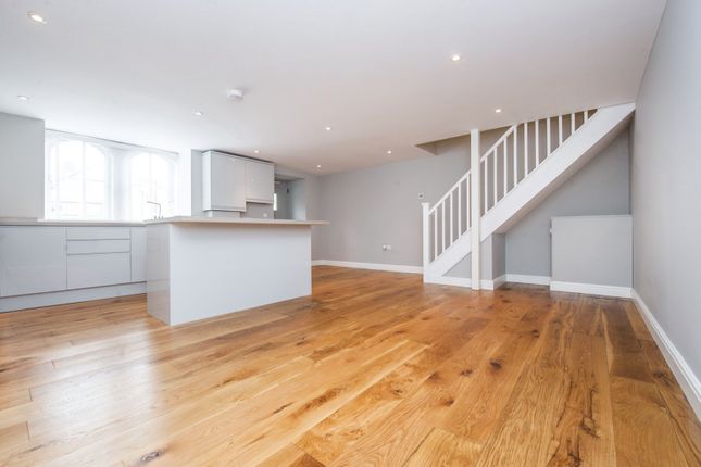Flats To Let In The Shard Whiteshill Stroud Gl6 Apartments Thumbnail Flat To Rent In Monkey Puzzle Close Westward Road Ebley Stroud
