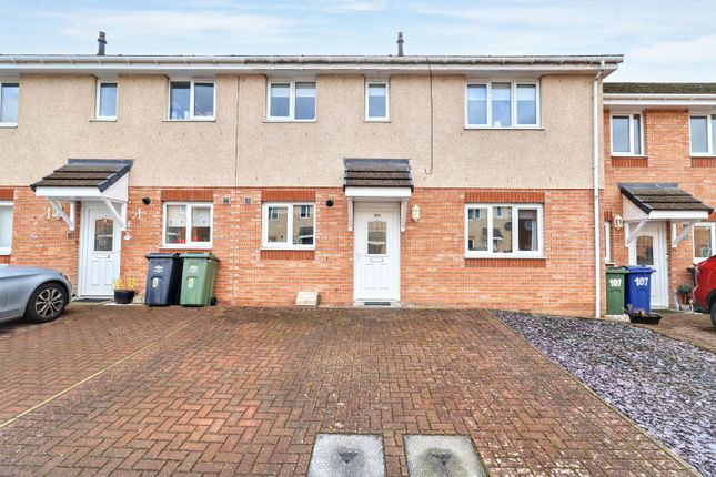 2-bed flat on Ivy Gardens, Renfrewshire, £135,000