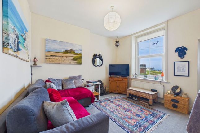 Flat 1, 9 Church Square, Whitby photo 2