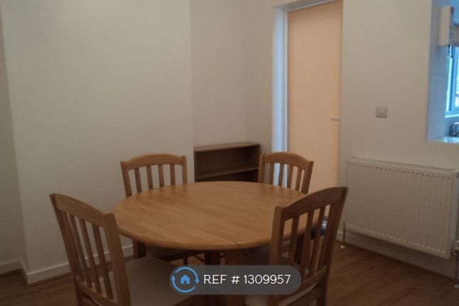 Terraced house to rent in Princess Road, Croydon