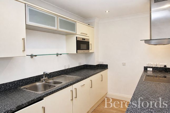 St. Marys Lane, Upminster photo 3