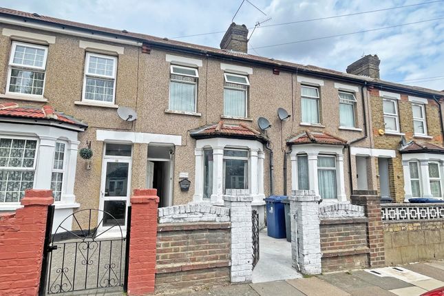 Terraced house for sale in Queens Road, Southall