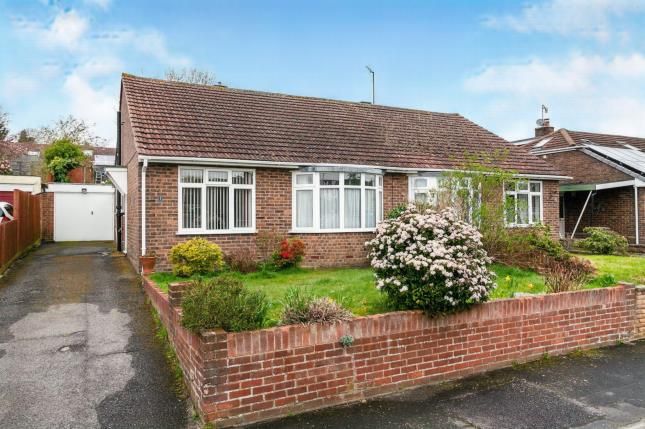 Pen Way, Tonbridge TN10, 2 bedroom bungalow for sale - 54625655 ...