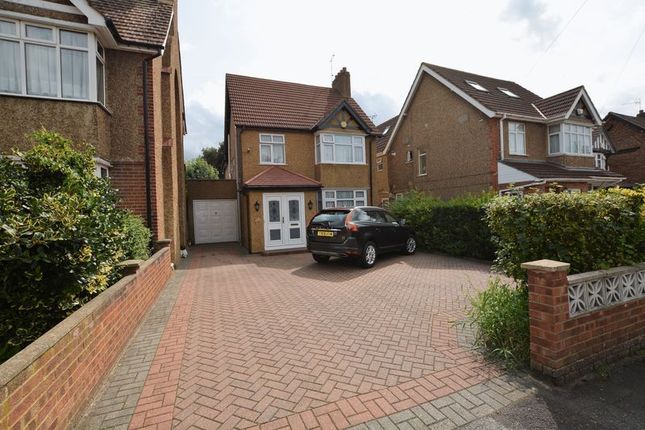 Find 4 Bedroom Houses to Rent in Slough - Zoopla