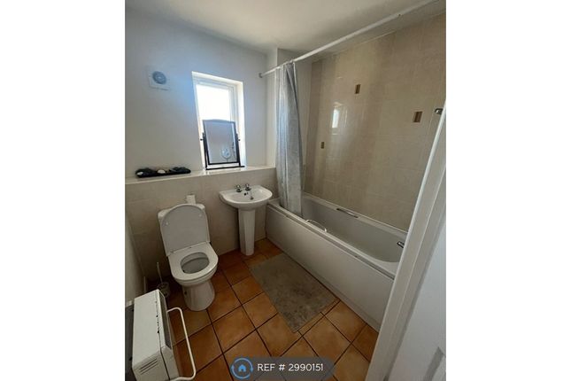 Flat, Lonsdale Court Lonsdale Road, Thurmaston, Leicester photo 5