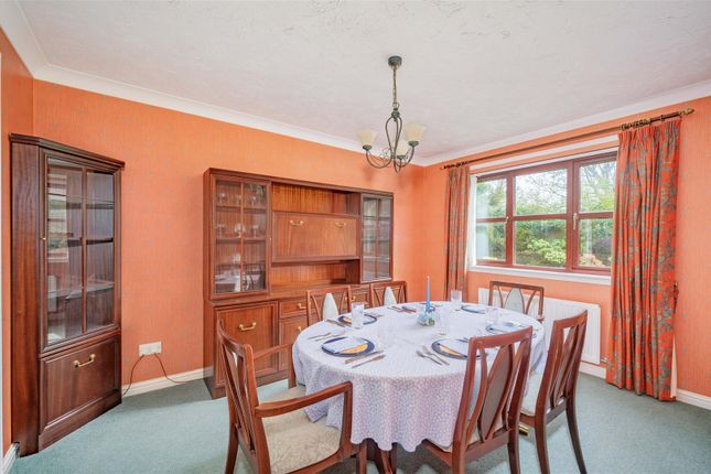1, Crathes Way, Dundee photo 4