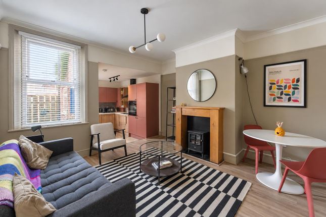 2 Bedroom House in NE6 5BE
